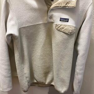 Patagonia Off-White Fleece Pullover